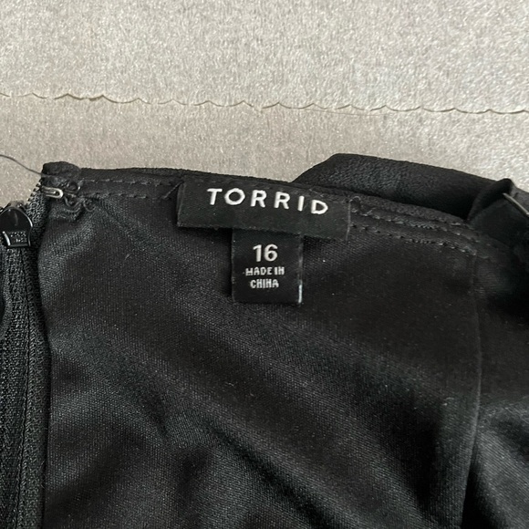 [16]Torrid Georgette Lace Illusion Skater Dress Black Plus C64586 - Picture 8 of 10